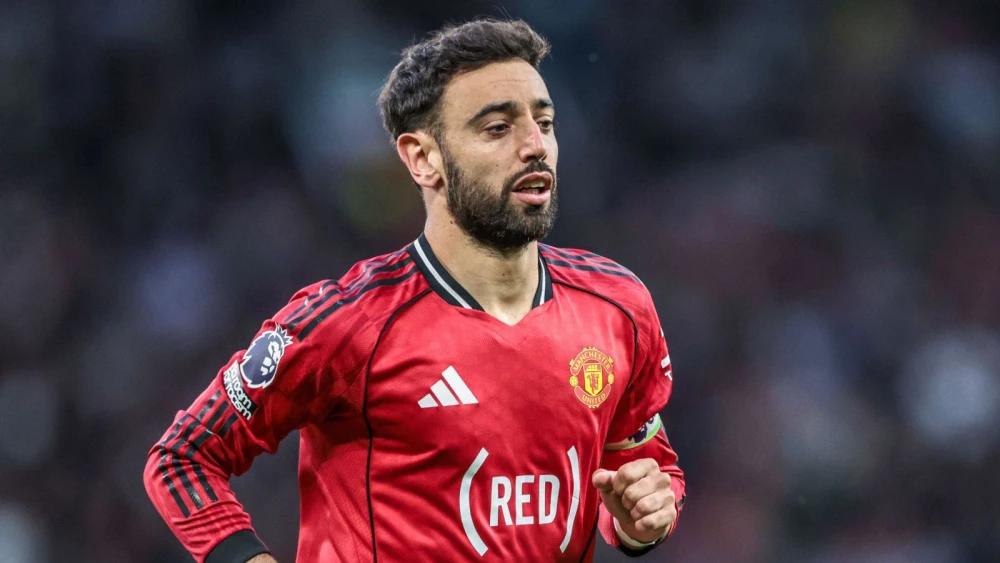 Bruno Fernandes leads PFA Player of the Year contenders as Arsenal trio dominate shortlist