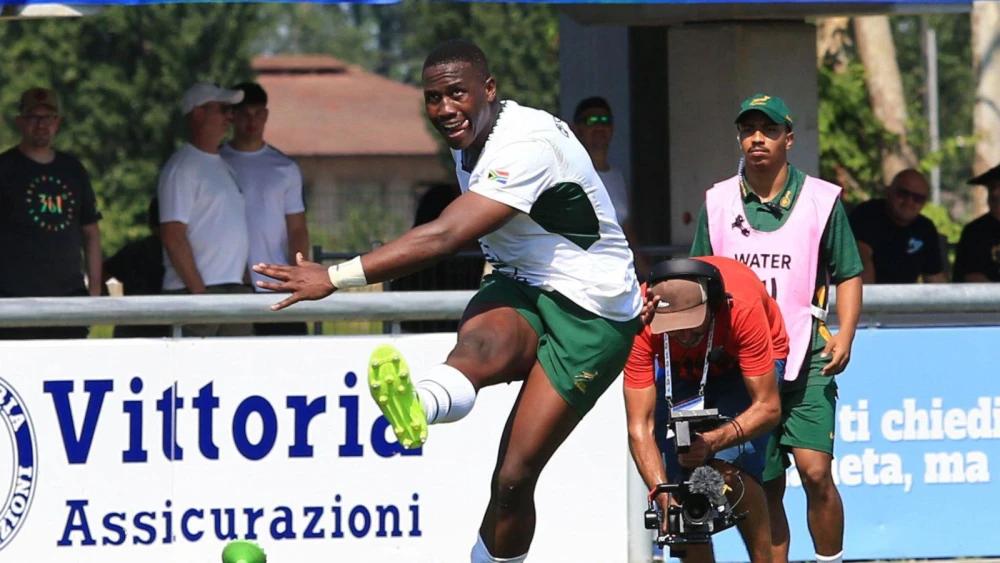 Junior Bok star Vusi Moyo to make Sharks debut at flyhalf in season finale