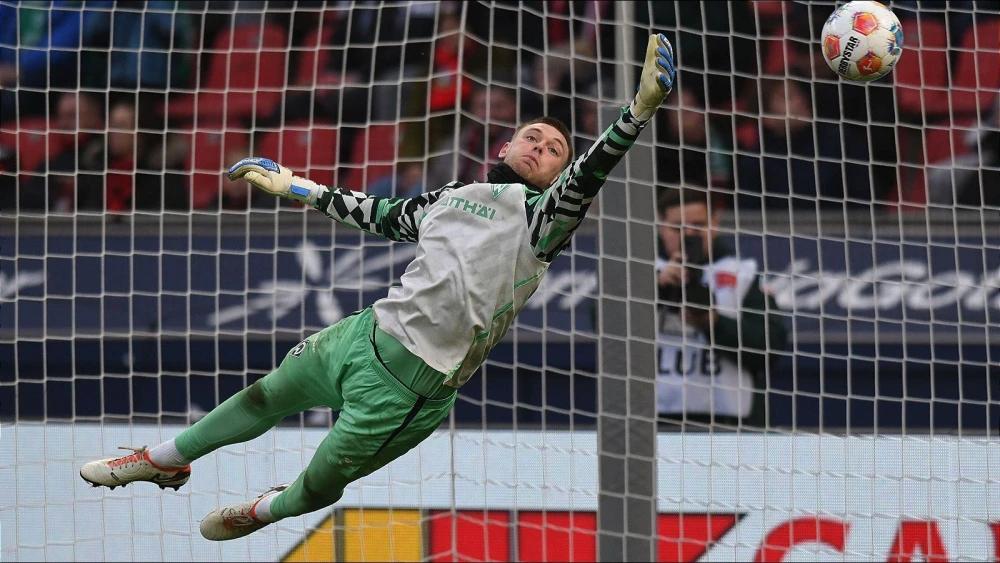Karl Hein set for Werder Bremen stay as Mio Backhaus departure nears