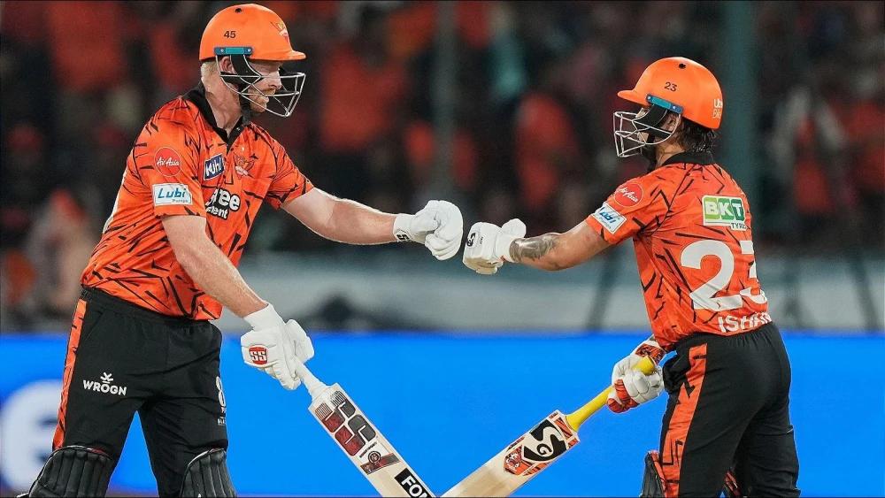 IPL: Sunrisers Hyderabad batting blitz overpowers Royal Challengers Bengaluru in Hyderabad