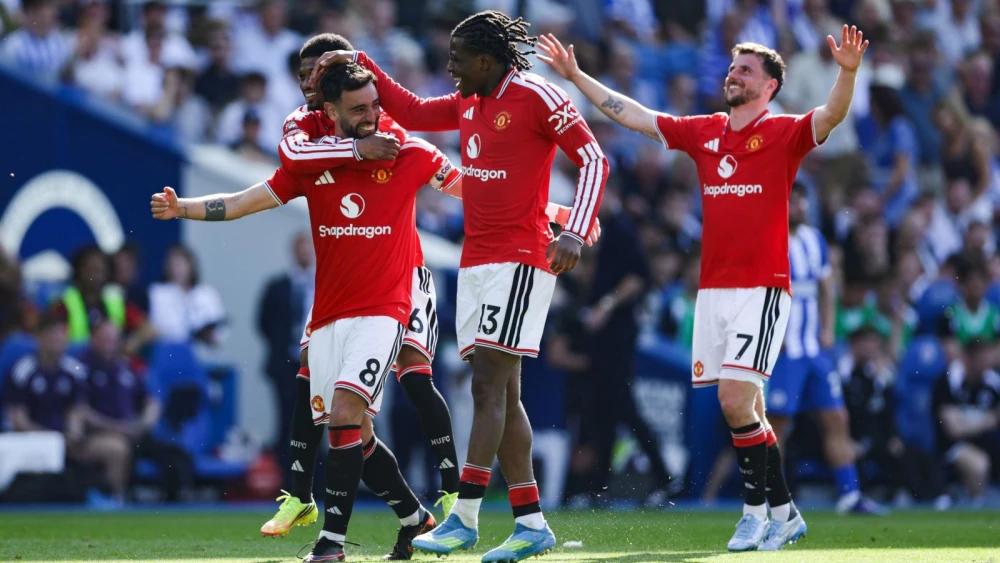 Bruno Fernandes breaks Premier League assist record as Man Utd end season with big win