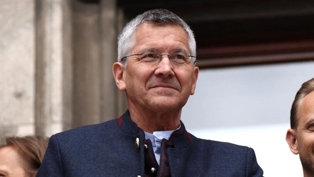 Bayern Munich president Herbert Hainer insists big money available to spend