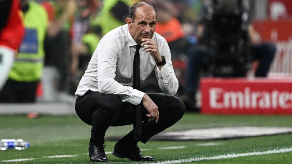 Massimiliano Allegri sacked as AC Milan label season an 'unequivocal failure'