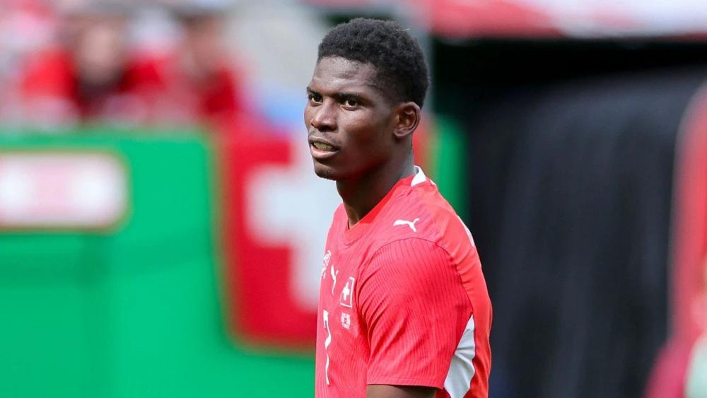 Switzerland await visa decision as Breel Embolo misses flight to World Cup camp