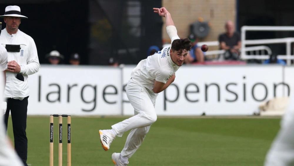 England call up Henry Crocombe as injury cover for seamer Ollie Robinson