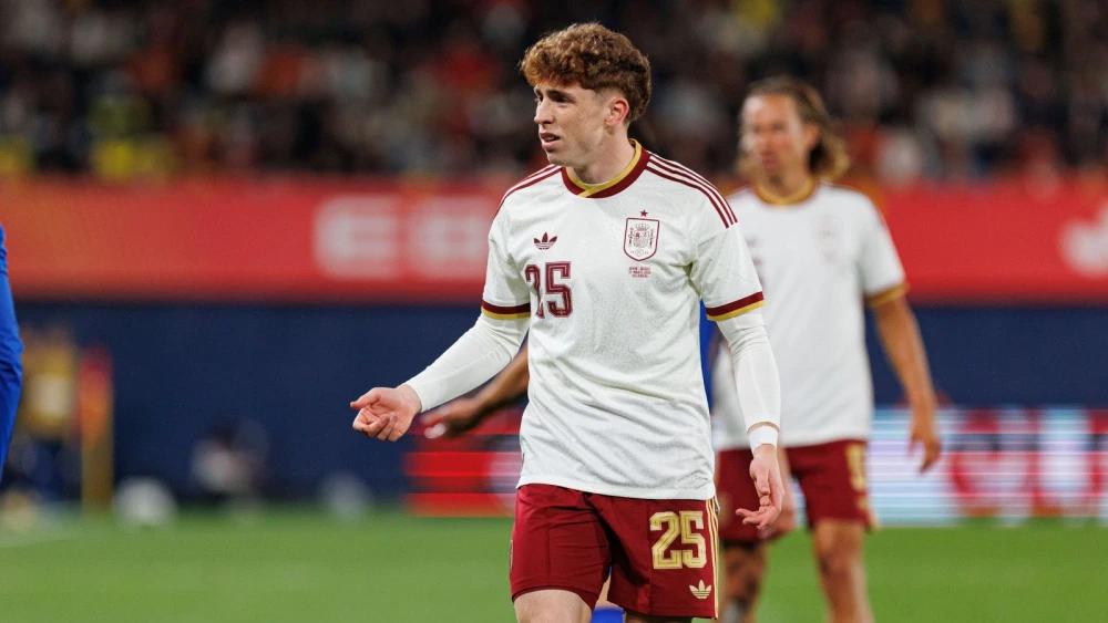 Liverpool signing Victor Munoz suffers injury as Spain World Cup hopes in doubt
