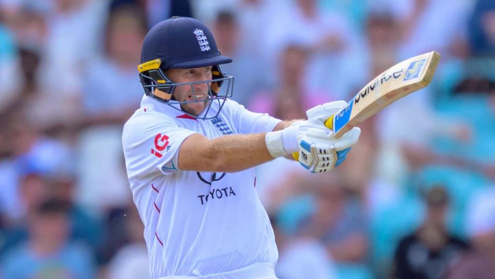 Joe Root keeps England alive as record chase hangs in balance at The Oval