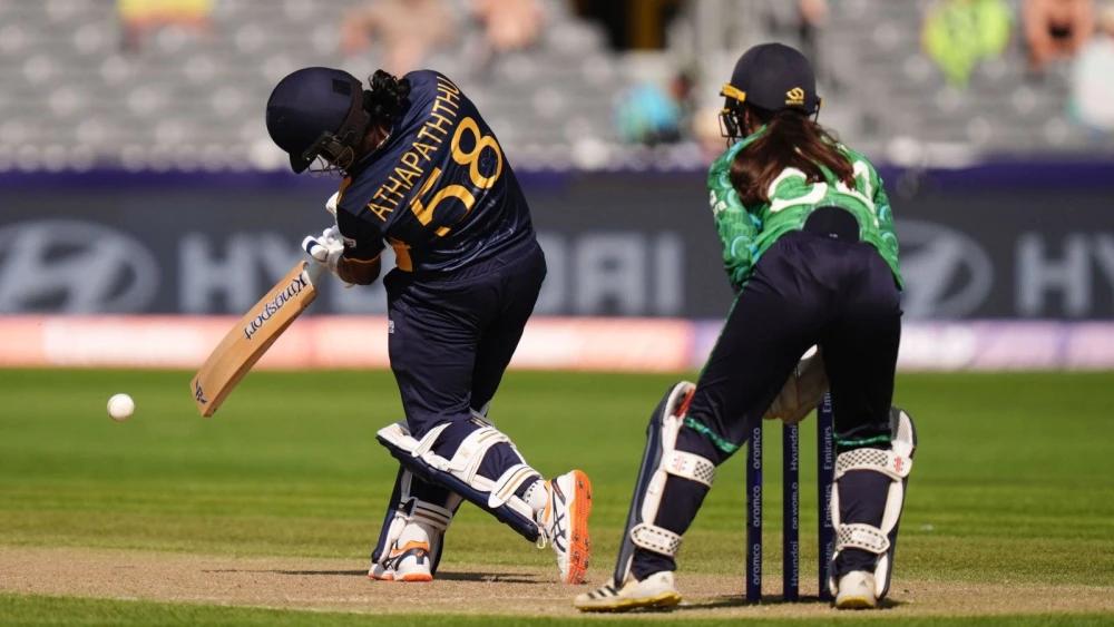 Women's T20 World Cup: New Zealand and Sri Lanka keep semi-final hopes alive