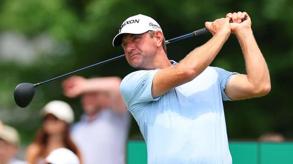 Lucas Glover and Zac Blair set early pace at John Deere Classic with matching 63s