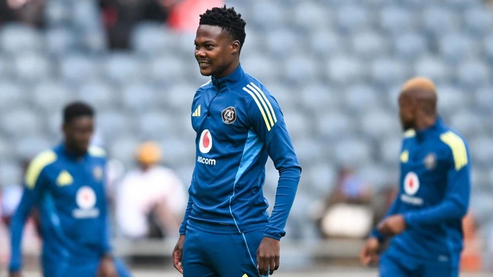 Siwelele in talks to sign Orlando Pirates defender Sesane