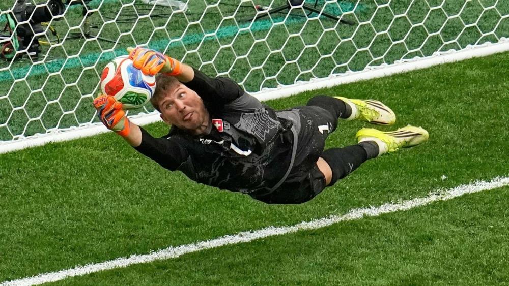 Gregor Kobel the hero as Switzerland edge Colombia to reach FIFA World Cup quarter-finals