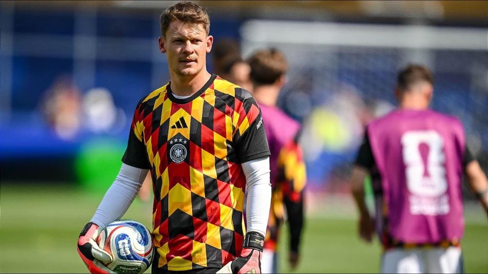 Besiktas have signed Bayern Munich goalkeeper Alexander Nubel