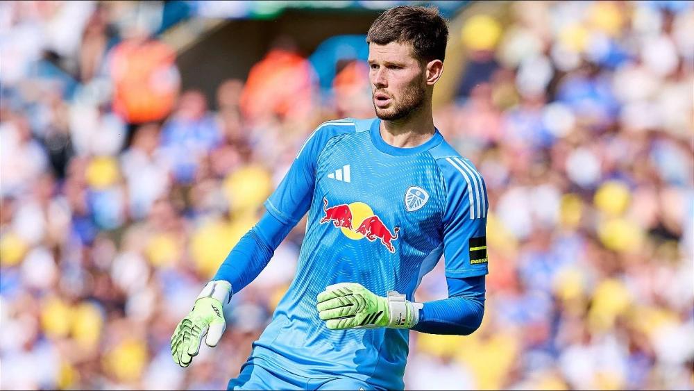 Illan Meslier targets silverware after completing Arsenal transfer