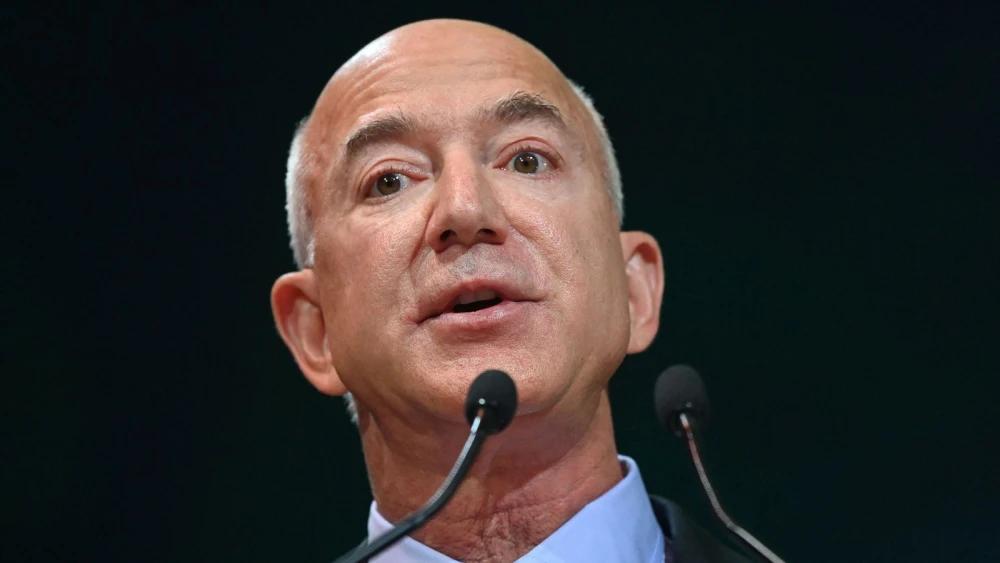Amazon founder Jeff Bezos closing in on 30 percent Liverpool stake