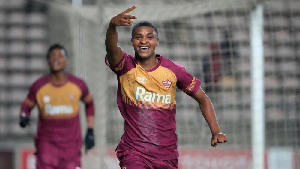 Debut hat-trick from Stellenbosch teenager Quwan Plaatjies sinks out of sorts Marumo Gallants