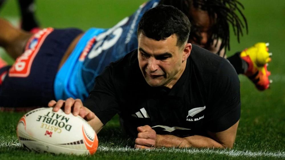 All Blacks punish Bulls' mistakes in commanding victory at Loftus