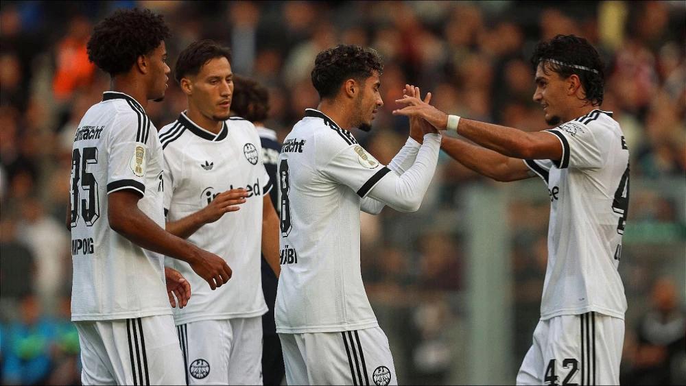 Eintracht Frankfurt smash St. Tonis in record German Cup rout