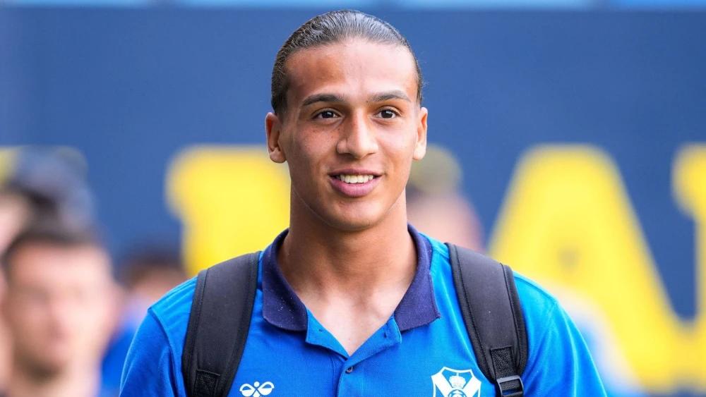 Spain youth star Yanis Senhadji commits international future to Algeria