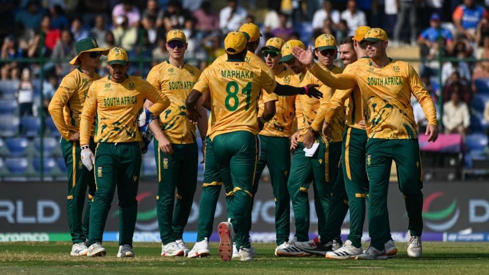 Proteas seal T20I tri-series title with dominant win over Zimbabwe