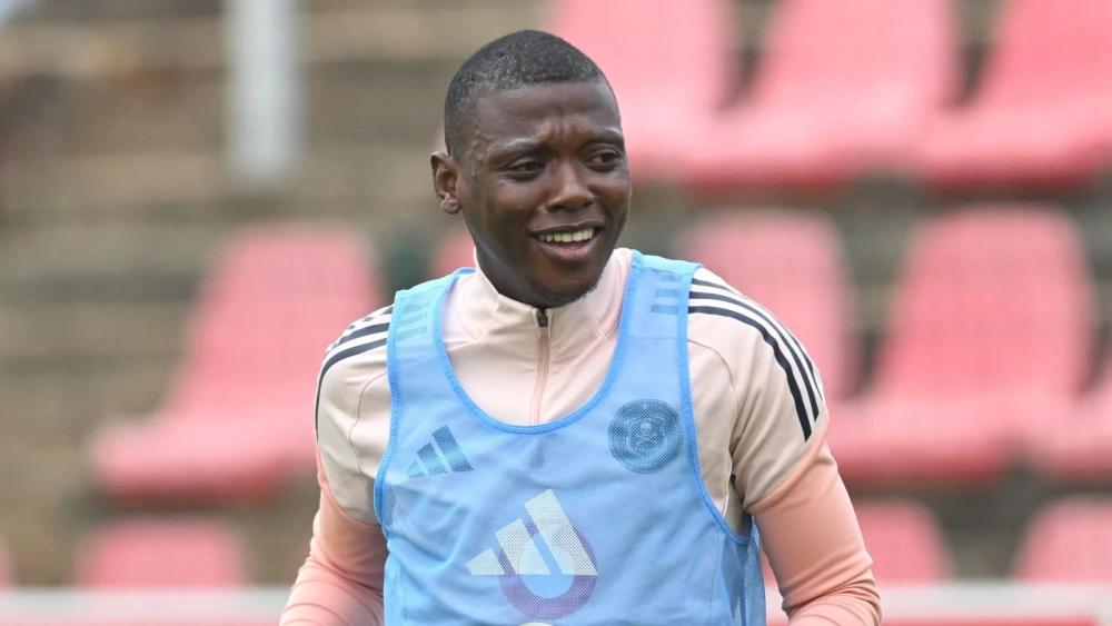 Orlando Pirates coach reveals what Kabelo Dlamini brings to his squad