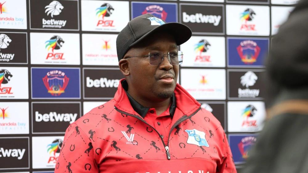 "It's easy to coach these boys" - Xanti Pupuma reflects on Milford's fast start to the season