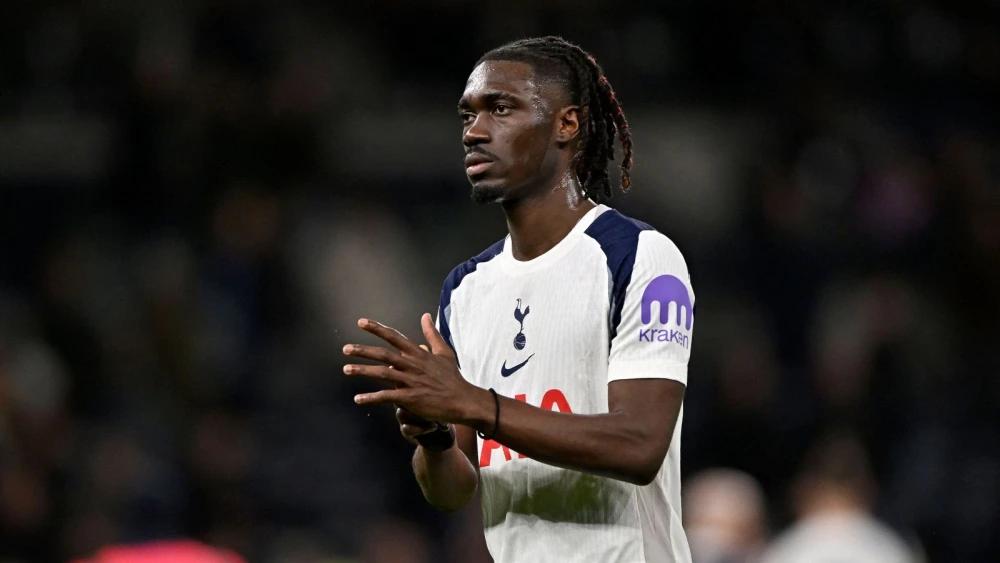 Mali midfielder Yves Bissouma joins Ajax after Tottenham exit