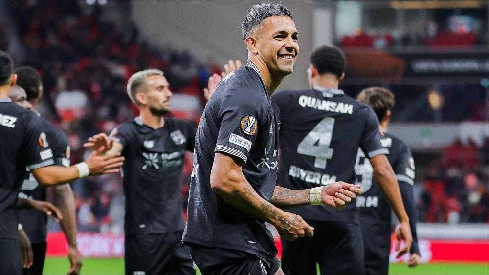 Bayer Leverkusen strike twice to open Europa League campaign