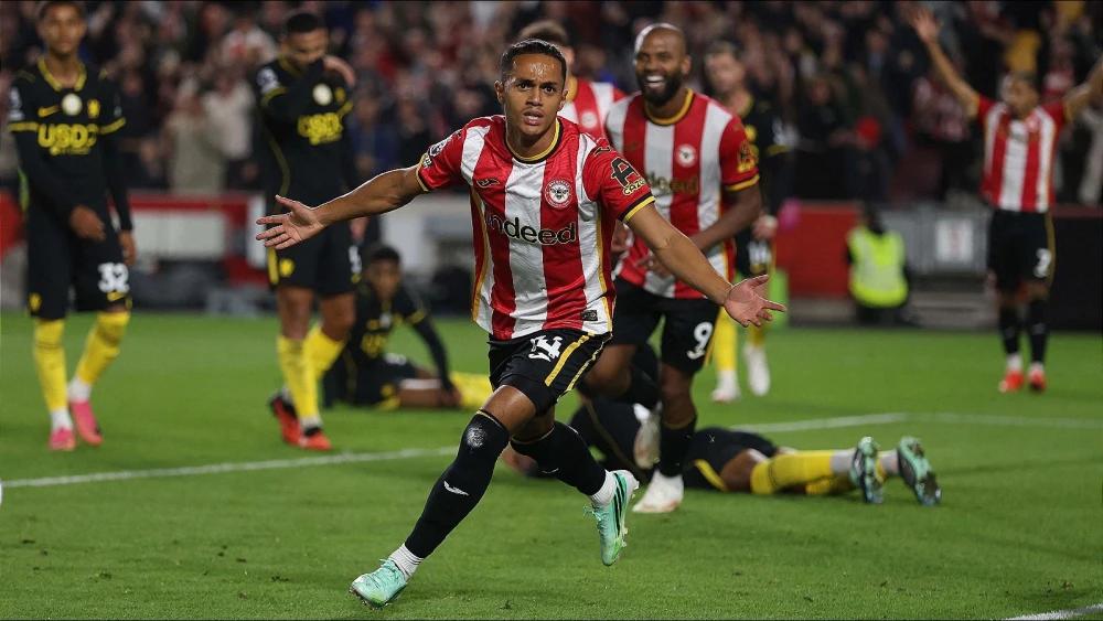 Brentford punish Chelsea in derby rout