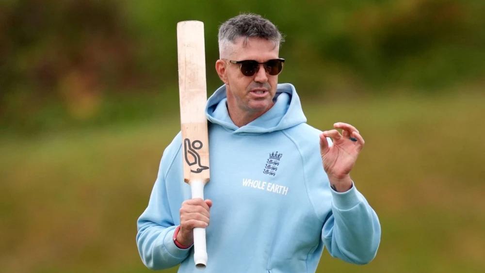 Kevin Pietersen reveals talks to join England Test squad in mentoring role