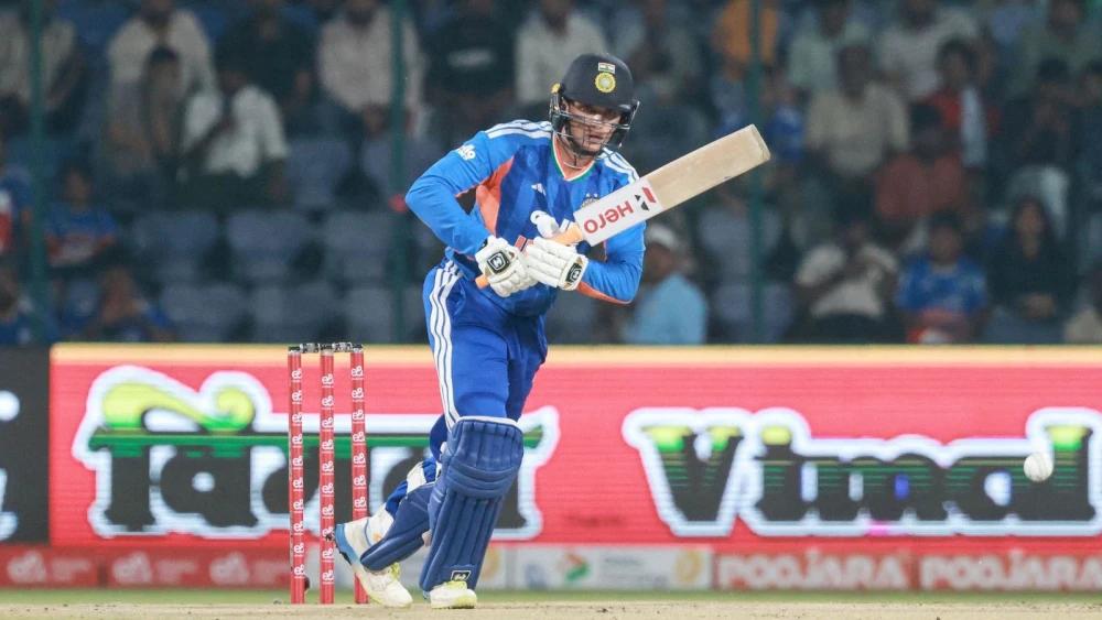India regain lead in T20I series against West Indies with 14-run victory