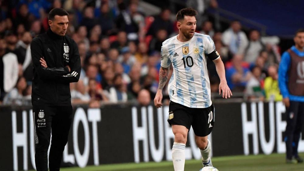 Scaloni pays tribute to 'incomparable' Messi ahead of Argentina farewell