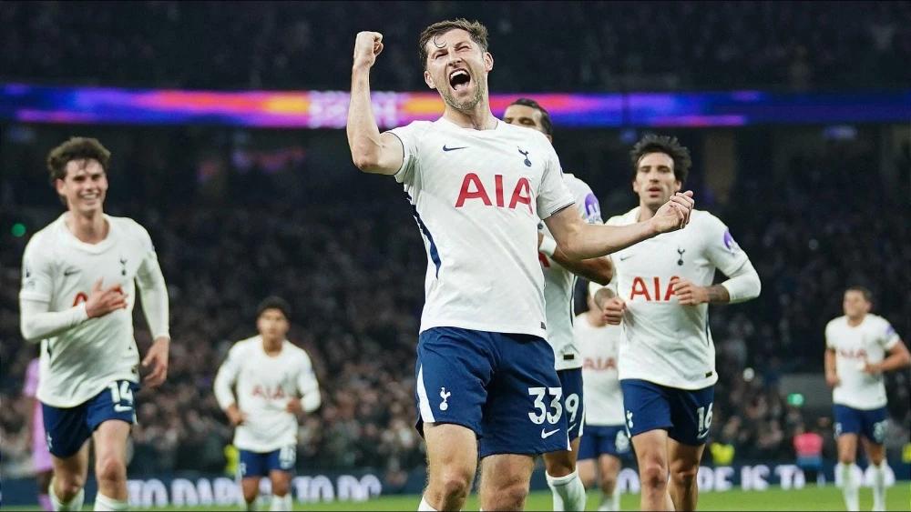 De Zerbi celebrates first Tottenham Premier League win after Coventry fightback
