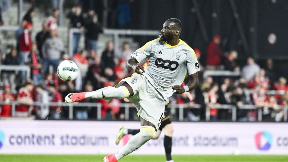 Cardiff City sign Ivory Coast striker Wilfried Kanga on loan