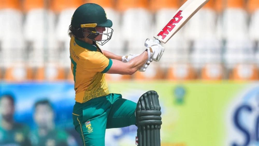 Ànneke Bosch goes big as Proteas Women crush Zimbabwe in second T20I
