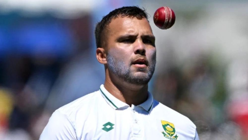 Dane Paterson signs English county deal to gear up for WTC final