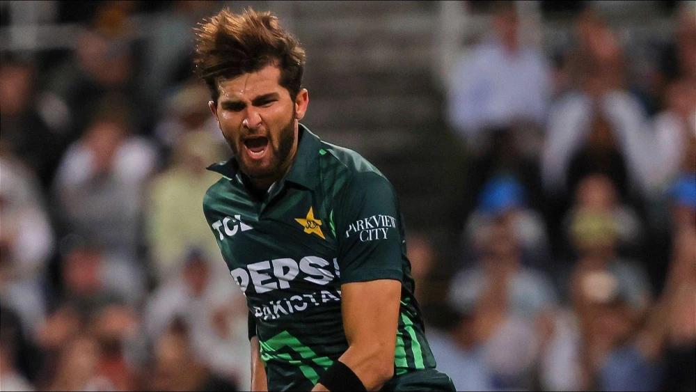 Shaheen Shah Afridi returns to Pakistan after knee injury ends BBL stint