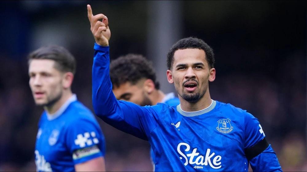 Senegal's Iliman Ndiaye has 'no intention' of leaving Everton for Saudi Arabia