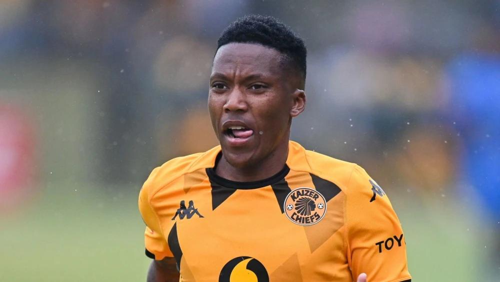 Ex-coach urges Kaizer Chiefs to rethink Pule Mmodi's position