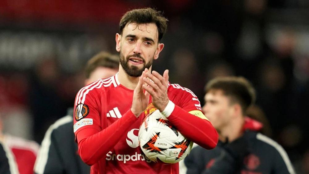 Roy Keane reveals he had 'lovely chat' with Man United captain Bruno Fernandes