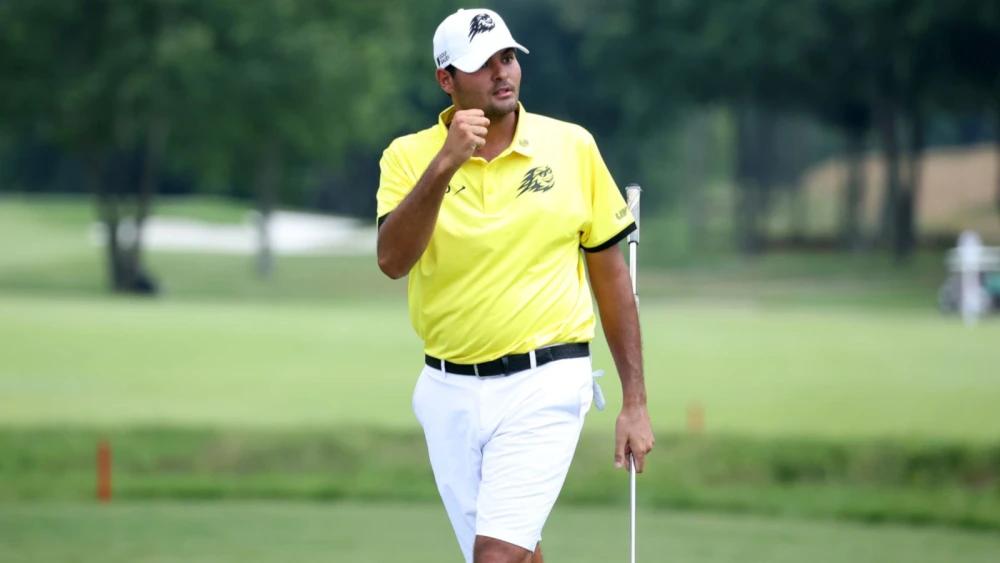 Haotong Li, Eugenio Chacarra joint leaders heading into final round at Volvo China Open