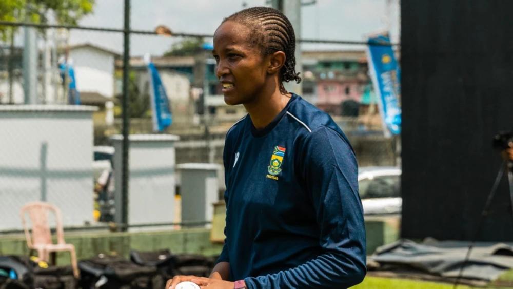 Proteas Women's head coach Mandla Mashimbyi praises 'stalwart' Ayabonga Khaka