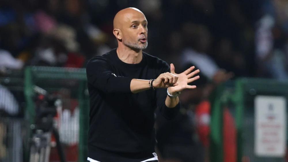 Miguel Cardoso wins third consecutive Betway Premiership Coach of the Month award