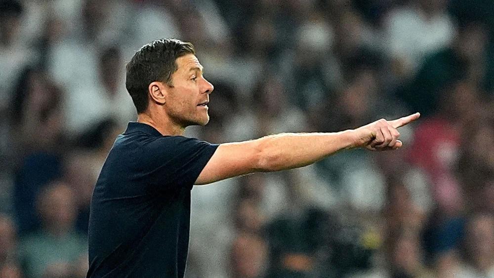 Former Liverpool team-mate doesn't think Xabi Alonso should replace Arne Slot