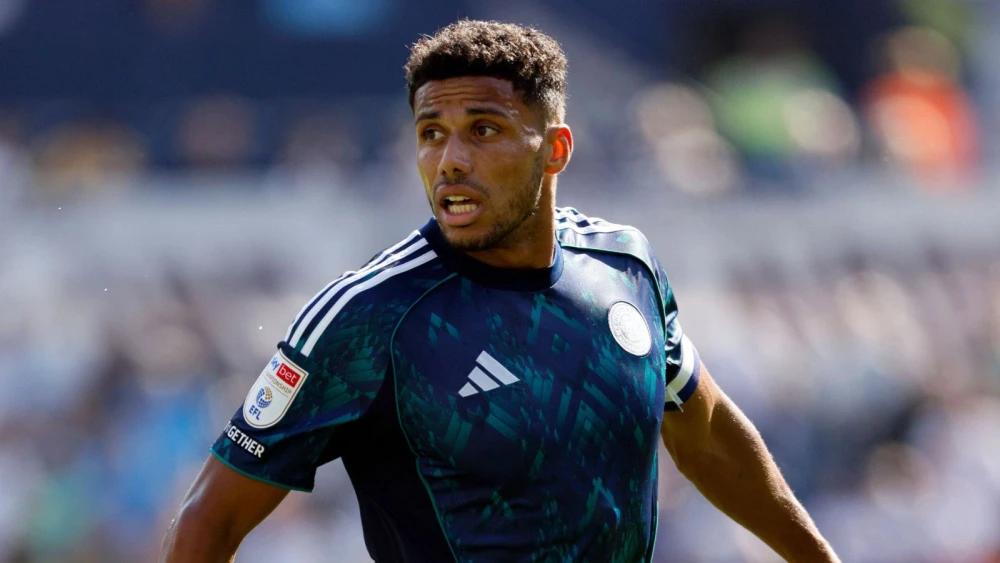 Leeds United sign Leicester City full-back James Justin