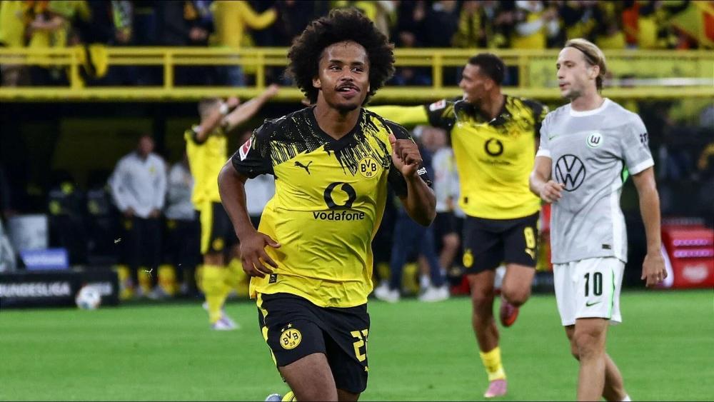 Karim Adeyemi thunderbolt lifts Borussia Dortmund to victory over Wolfsburg