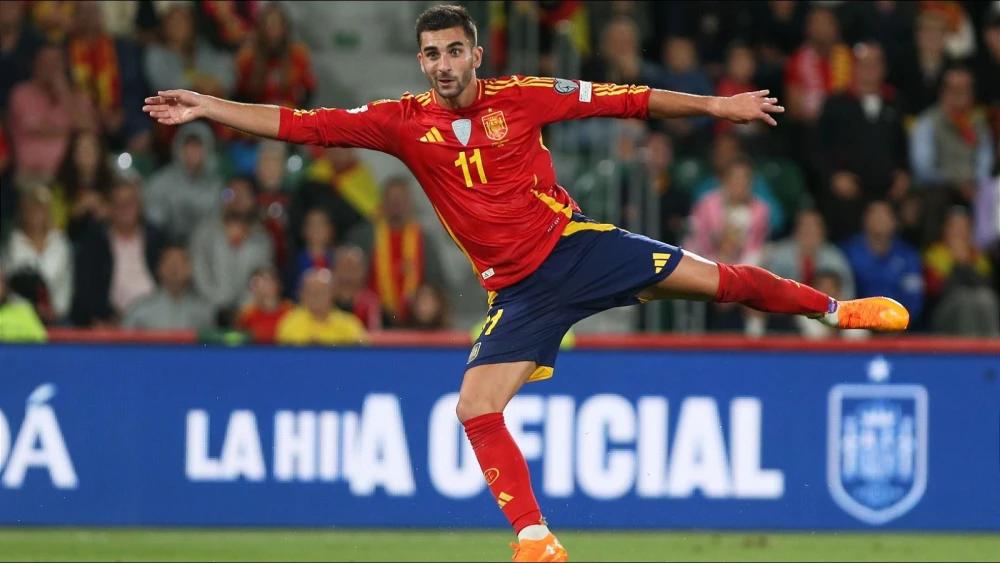 Ferran Torres injury for Spain adds to Barcelona's growing fitness woes
