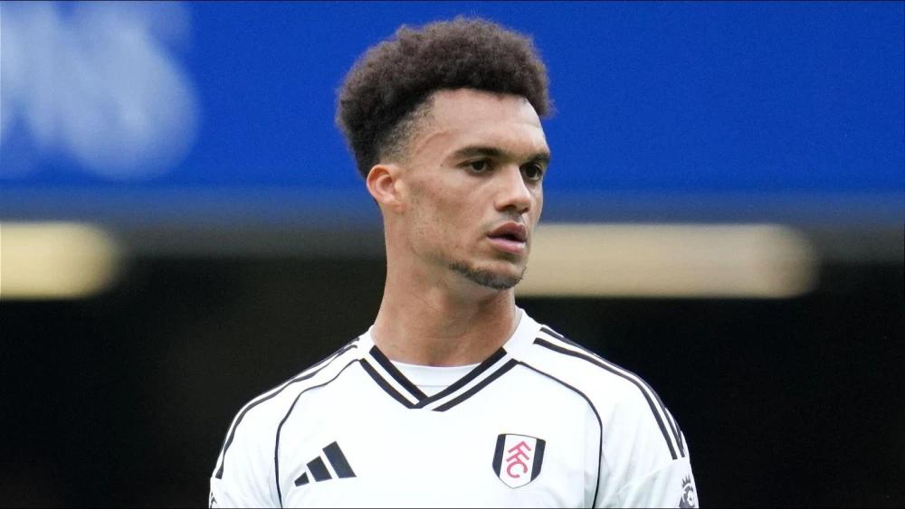 Fulham defender Antonee Robinson faces injury setback ahead of Arsenal clash