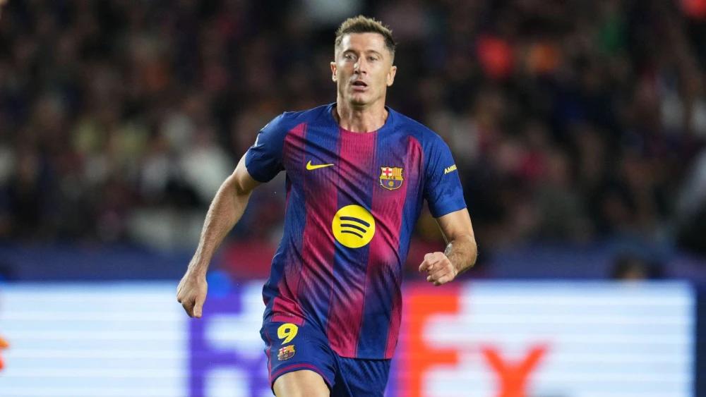 Report: Barcelona's Robert Lewandowski to hold talks with Hansi Flick in early 2026