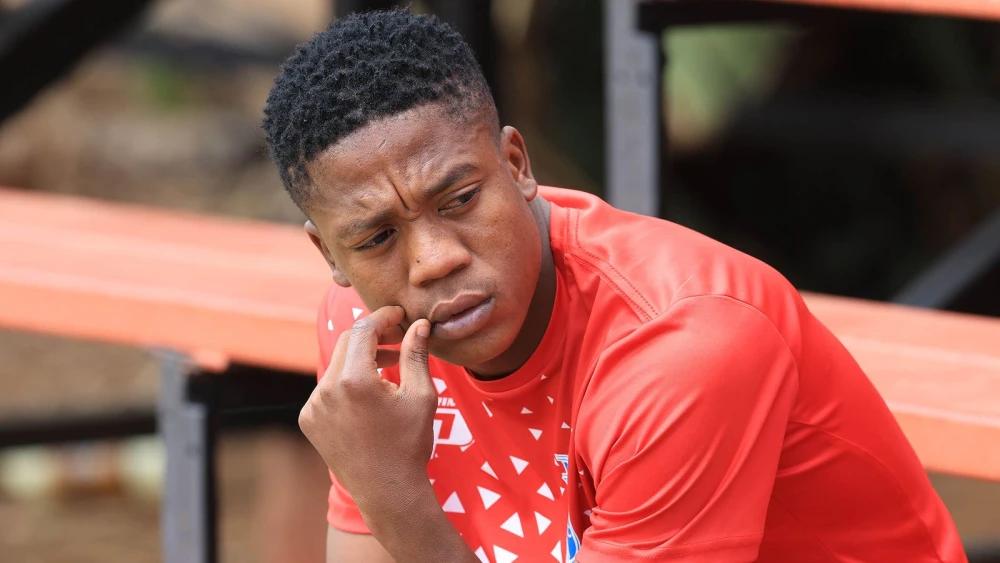 Siwelele reportedly assess former PSL winger Kgaogelo Sekgota