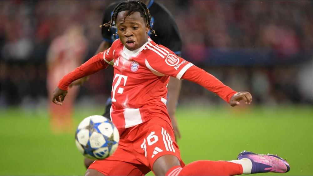 Bayern Munich teen sensation Wisdom Mike vows to 'let his feet do the talking'